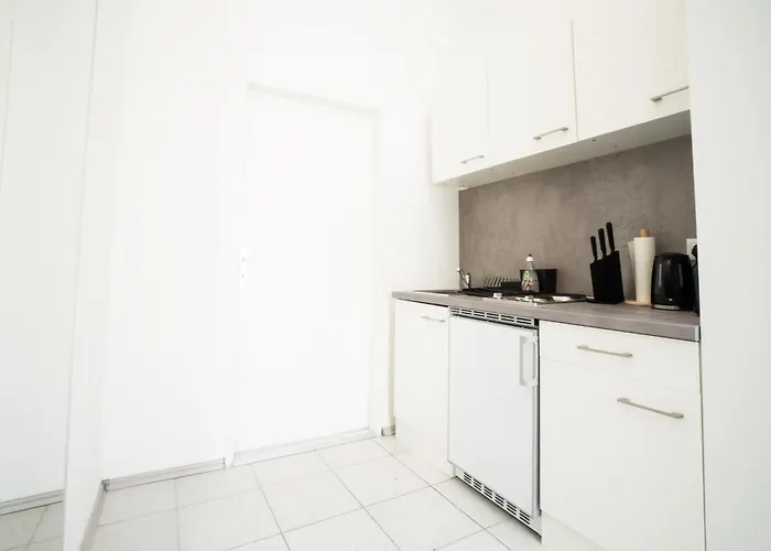 Апартаменти Modern 1-bedroom Next To Praterstern *